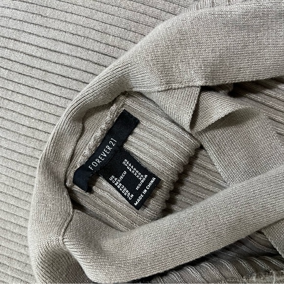 Forever 21 Midi Ribbed Knit Sweater Dress with cross straps - Picture 8 of 8